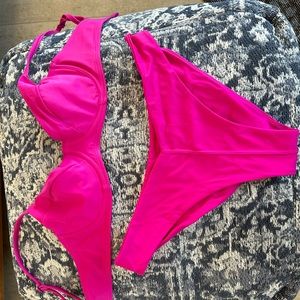 Hot pink Vetchy Bikini size medium
